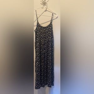 Carly Jean LA 90s inspired Daisy Floral Print midi flowy dress, Size L